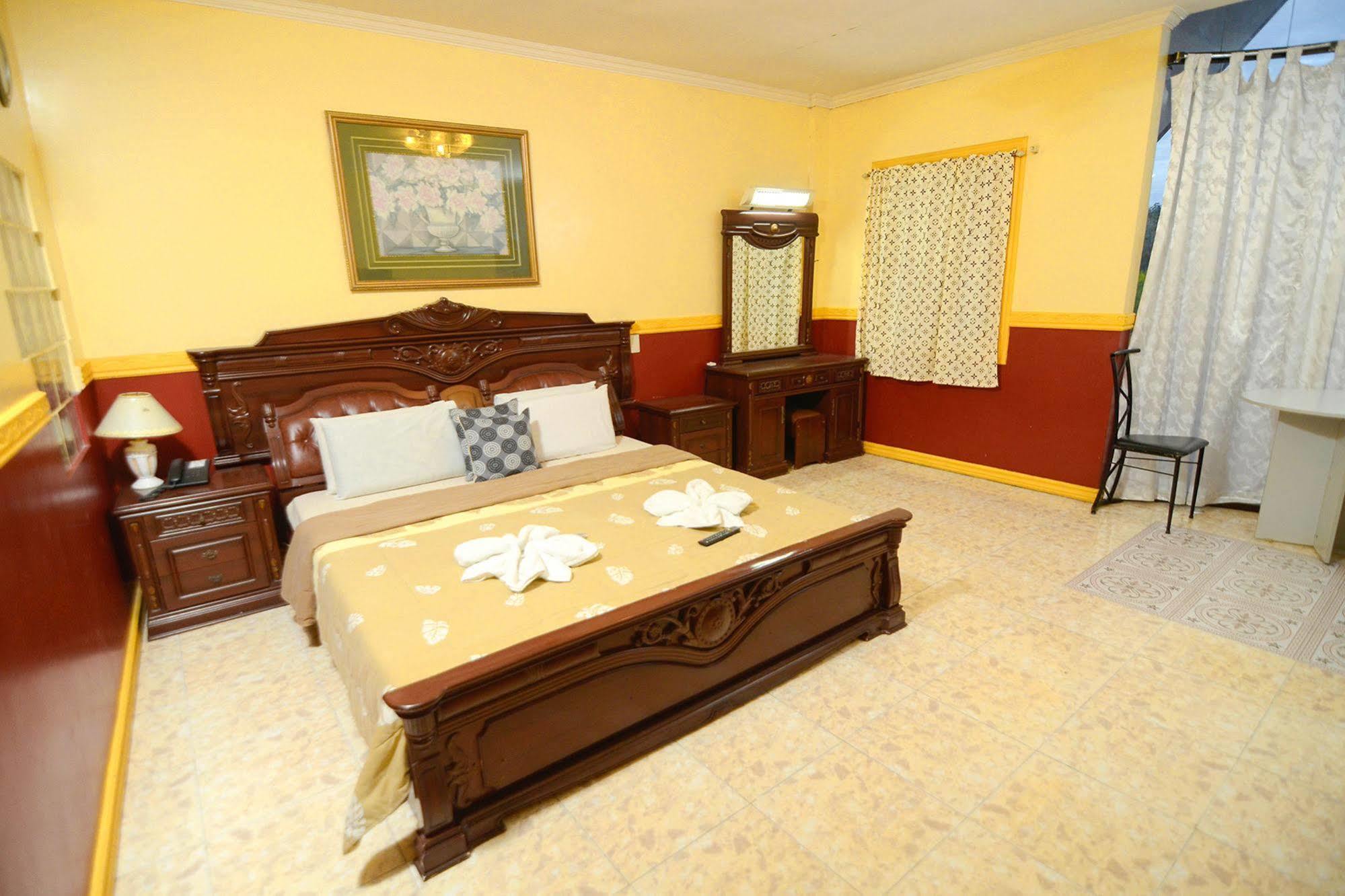 Oyo 197 Sunny Point Hotel Davao Zewnętrze zdjęcie